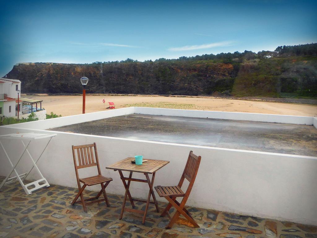 Pedra Dos Corvos Beach House Odeceixe Bagian luar foto